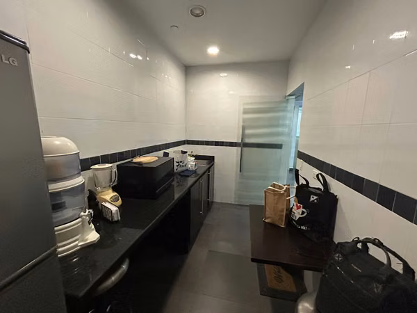 VENTA DE OFICINA EN OBARRIO, PH OFFICE ONE TOWER, 180 m2
