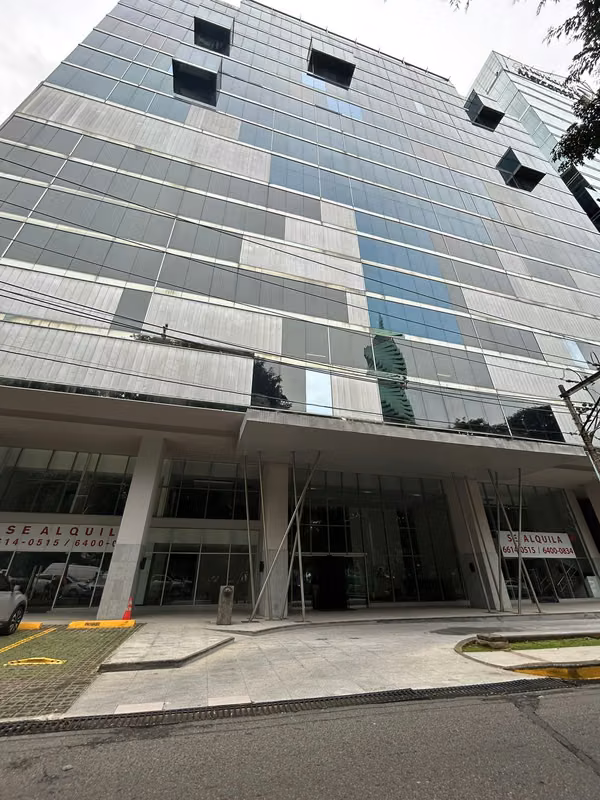VENTA DE OFICINA EN OBARRIO, PH OFFICE ONE TOWER, 180 m2
