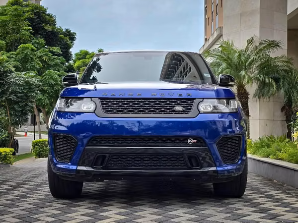 RANGE ROVER SPORT SVR 2016.
