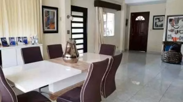 Melissa Foster Luxury Sells House in Albrook MF1006