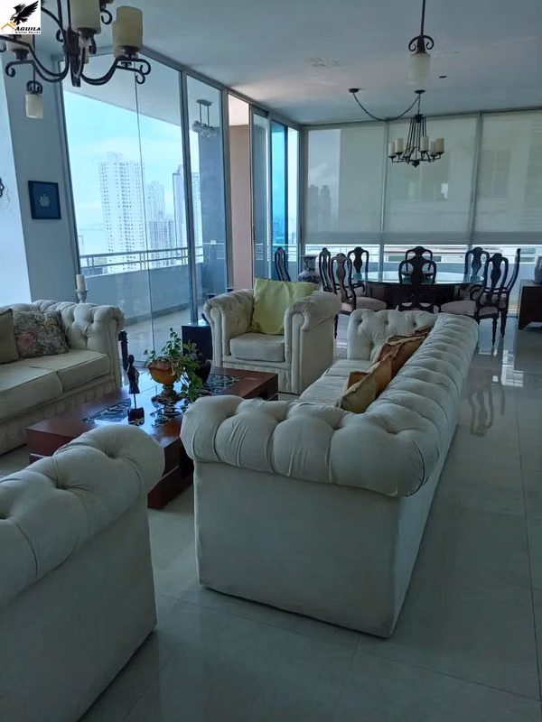 ÁGUILA REAL ESTATE SELLS PENTHOUSE IN COSTA DEL ESTE, PANAMA