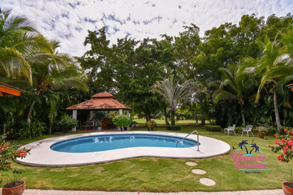 Villa for Rent near Farallón Beach "Costa Blanca Golf Community