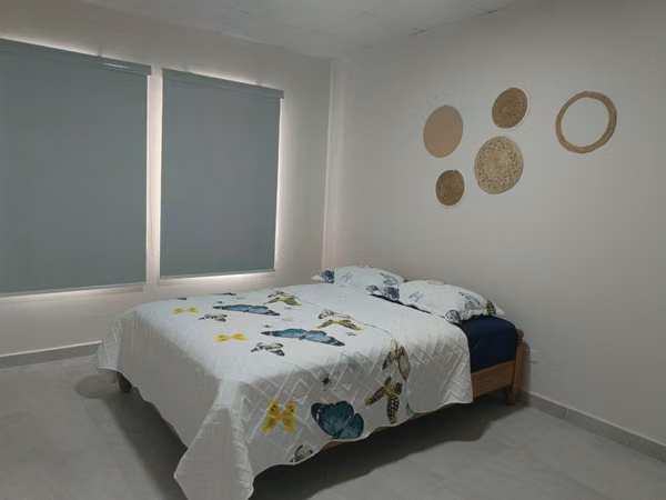 Alquiler de Casa Amoblada en Versalles del Oeste – $850 Mensuales