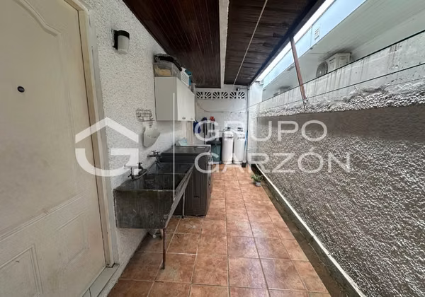 House with garden for sale in El Carmen (Bella Vista)