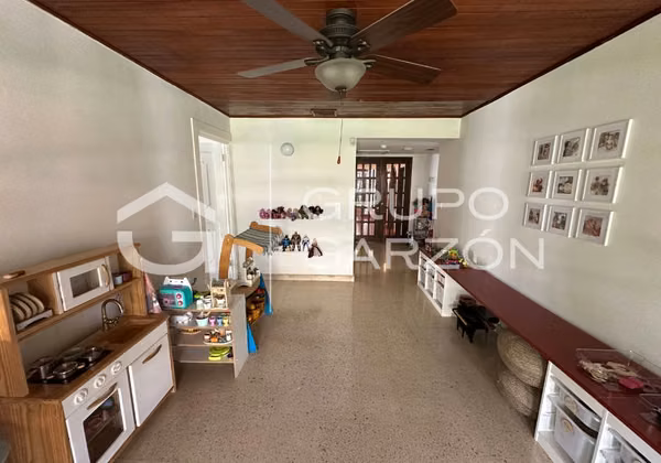 House with garden for sale in El Carmen (Bella Vista)