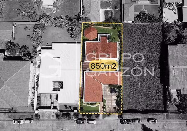 House with garden for sale in El Carmen (Bella Vista)
