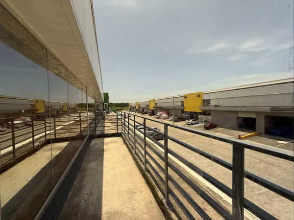 For Rent Warehouse Zona Uno