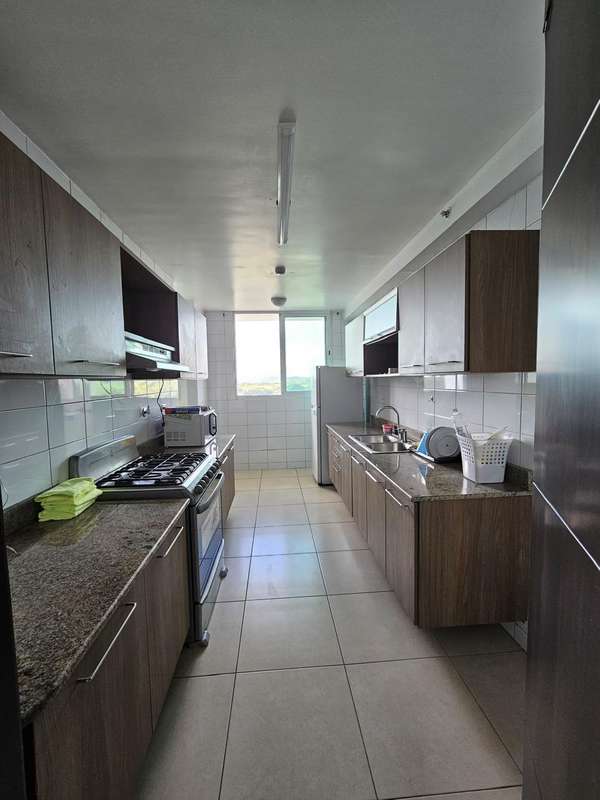 Hermoso apartamento para venta en Ph Kings Park