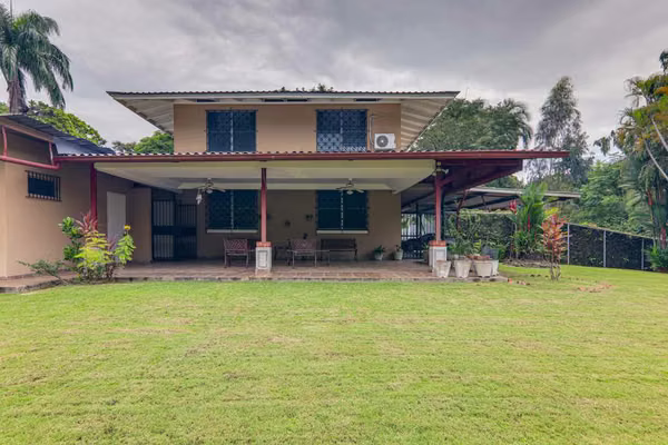 Duplex for Sale in Diablo: Family Friendly Lot