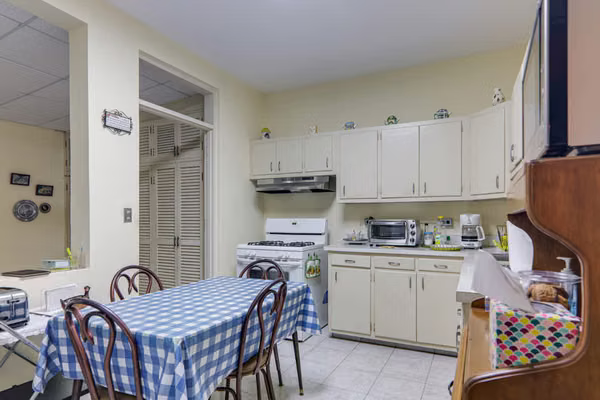 Duplex for Sale in Diablo: Family Friendly Lot