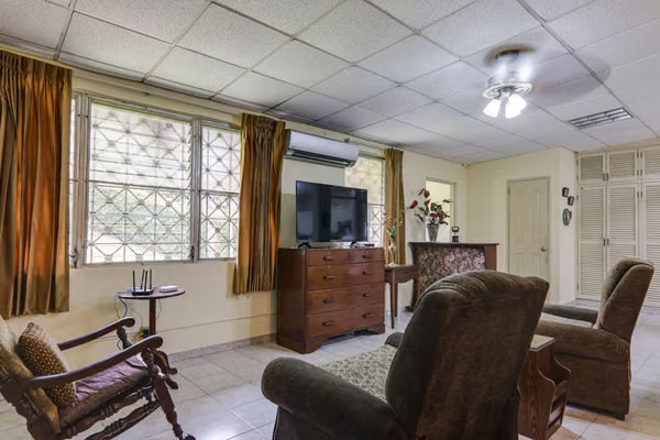 Duplex for Sale in Diablo: Family Friendly Lot
