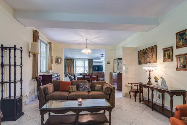 Duplex for Sale in Diablo: Family Friendly Lot