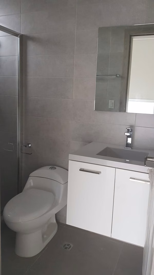 SE VENDE APARTAMENTO EN LA CRESTA, VÍA ESPAÑA