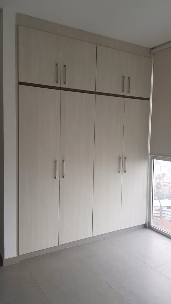 SE VENDE APARTAMENTO EN LA CRESTA, VÍA ESPAÑA