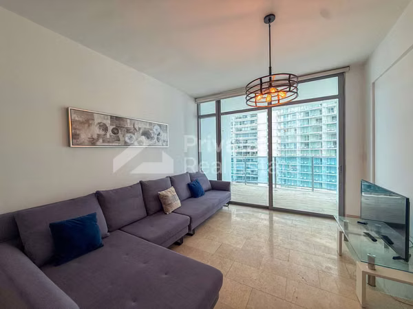Venta de moderno apartamento en PH Grand Tower, Punta Pacífica