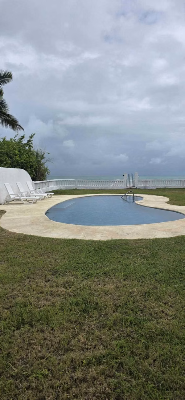 Unique Ocean front Property in Gorgona