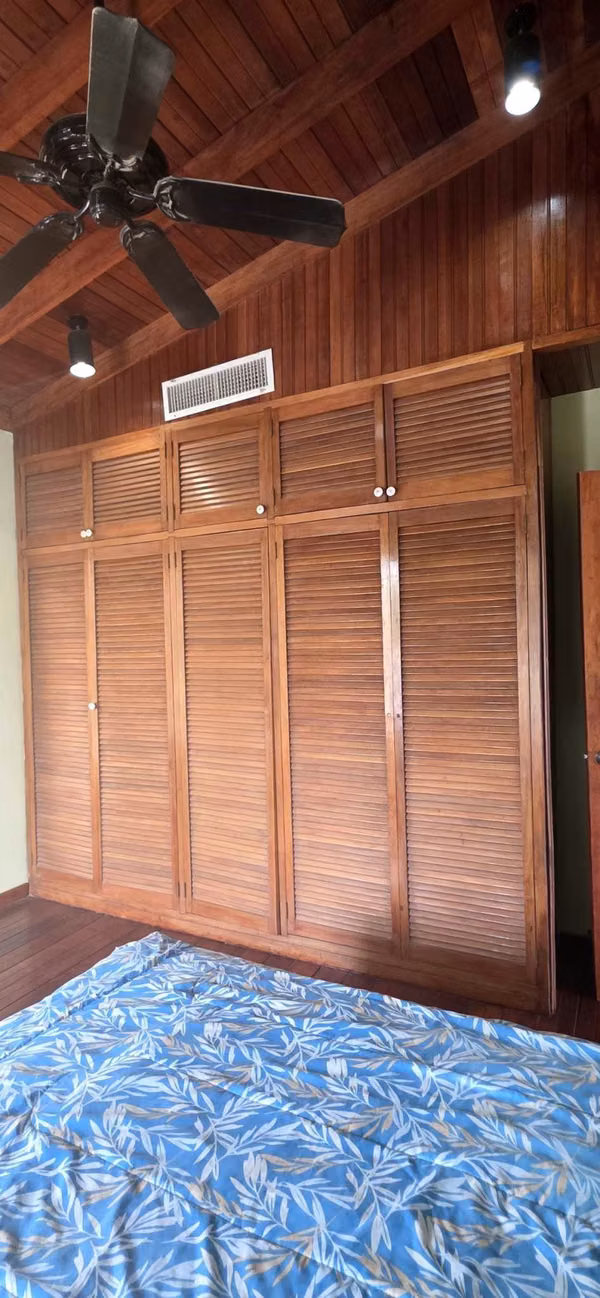 Unique Ocean front Property in Gorgona