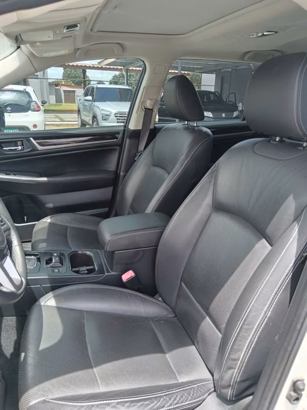 Subaru Outback 2016