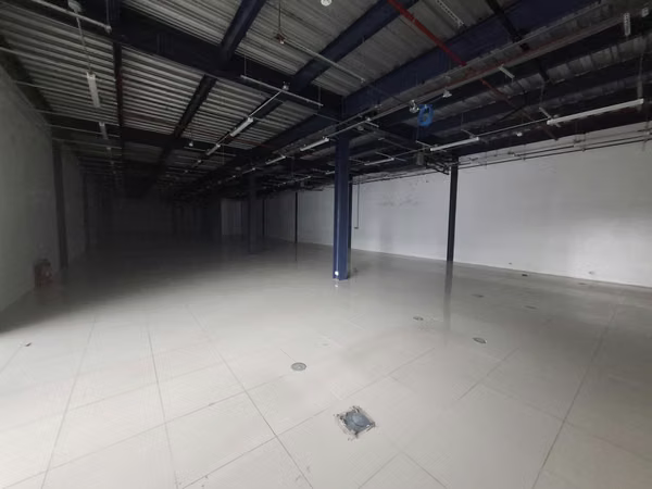 Spacious Commercial Premises on Ground Floor for Rent in Llano Bonito