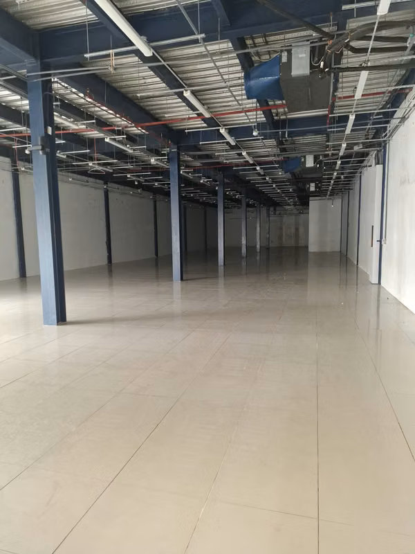 Spacious Commercial Premises on Ground Floor for Rent in Llano Bonito