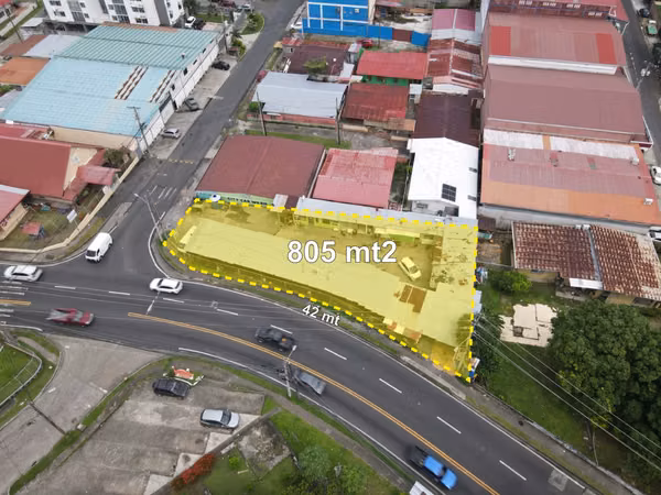 La Pulida Lot, 805 m2 with 42 m2 of street frontage