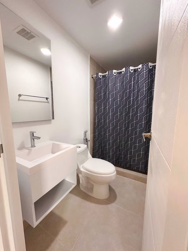 SE ALQUILA APARTAMENTO A ESTRENAR  FULL AMOBLADO A PASOS DE COSTA DEL ESTE