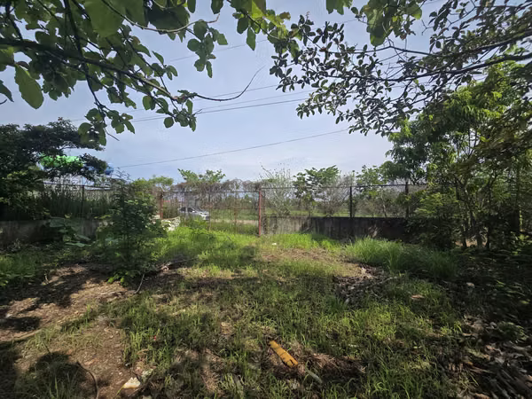VENTA O ALQUILER BODEGA FRENTE A PANAMERICANA EN AGUADULCE