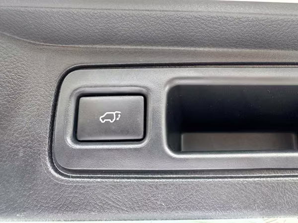 TOYOTA FORTUNER 2023