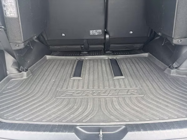 TOYOTA FORTUNER 2023