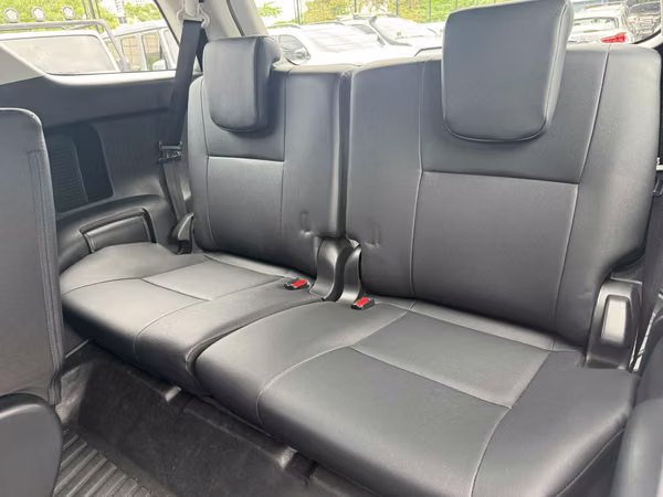 TOYOTA FORTUNER 2023