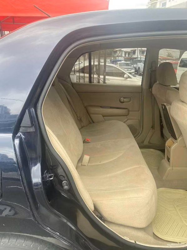 Nissan Tiida 2008