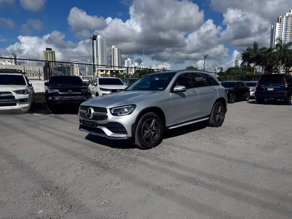 MERCEDES BENZ GLC200