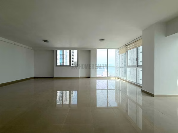 Apartment for Sale in Bella Vista Panama – 2-Bedroom Unit with Ocean and City Views
