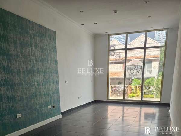 FOR RENT COMMERCIAL SPACE PLAZA NEGLOSA, CALLE 69 SAN FRANCISCO (20)