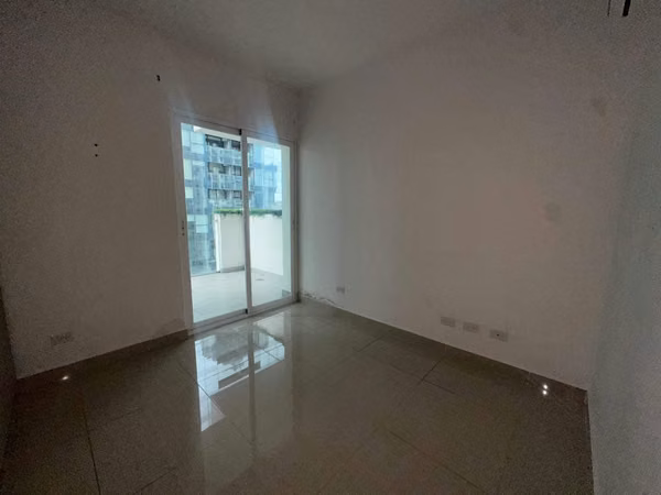 SOLD 43GV BEAUTIFUL VIEW AV. BALBOA LINE WHITE