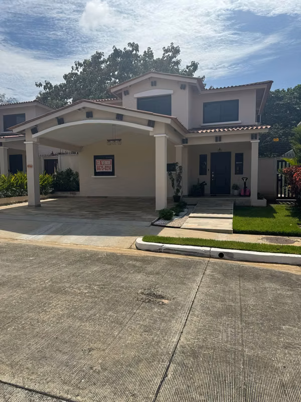 M-beautiful house for sale in sunset hill / costa verde La Chorrera