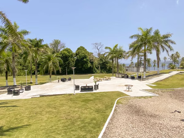 Se vende apartamento en la playa, Colon