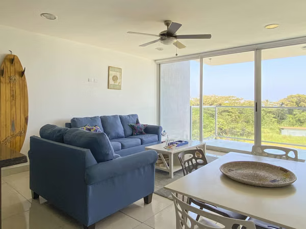 Se vende apartamento en la playa, Colon