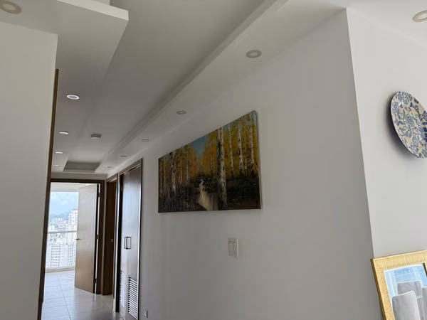 ALQUILER HERMOSO APARTAMENTO FULL AMOBLADO EN OBARRIO