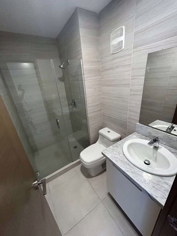 ALQUILER HERMOSO APARTAMENTO FULL AMOBLADO EN OBARRIO