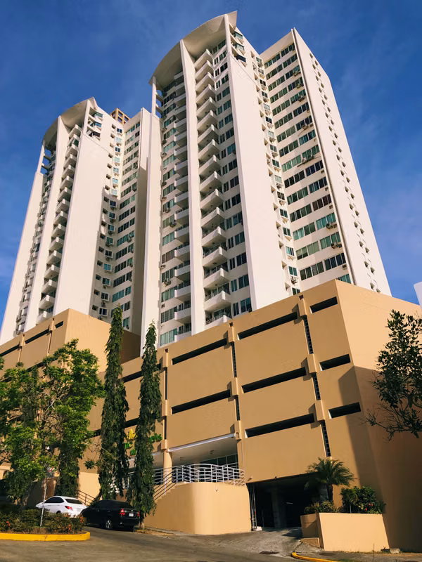 Apartamento en Edison Park - 2 REC - Piscina y Gimnasio - ¡Ubicación Top!