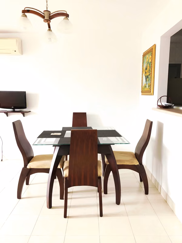 USED APARTMENT SALE IN PH MAJESTIC GARDENS