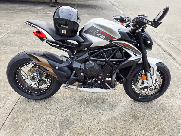MV Agusta Dragster RR 2023