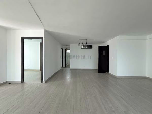 Apartment for Sale in Bella Vista Panama – 3-Bedroom Unit with Terrace and Ocean View