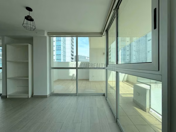 Apartment for Sale in Bella Vista Panama – 3-Bedroom Unit with Terrace and Ocean View