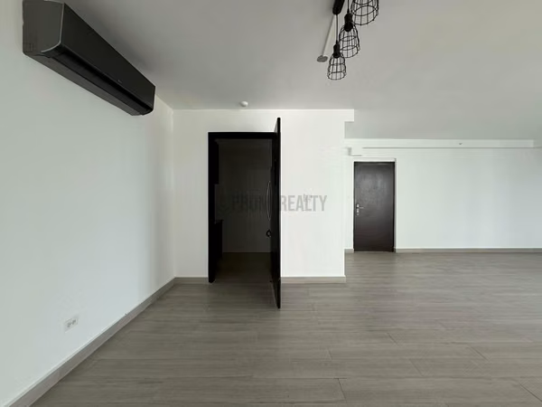 Apartment for Sale in Bella Vista Panama – 3-Bedroom Unit with Terrace and Ocean View
