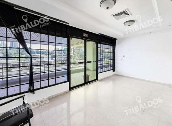 Commercial Space for Sale in Edison Plaza