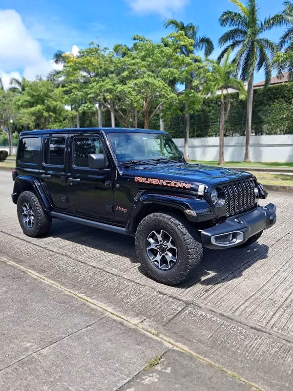 Vendo Jeep Wrangler Rubicon 2022 Con solo 26,513 kms 4x4