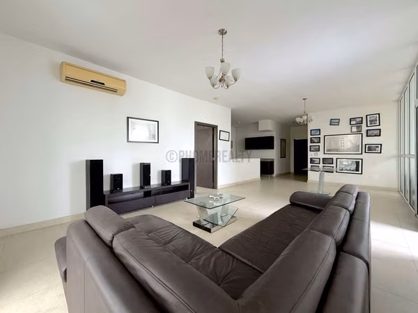 Apartment for Sale in San Francisco Panama – 1-Bedroom Unit with Terrace and City Views