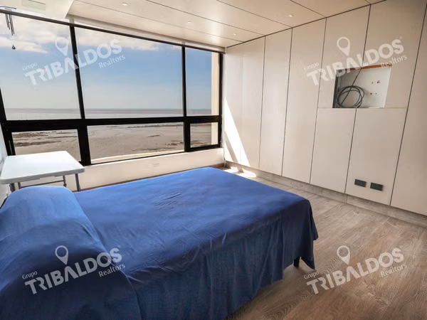 VENTA DE APARTAMENTO FRENTE AL MAR | REMODELADO | 4 PARKINGS | COCO DEL MAR